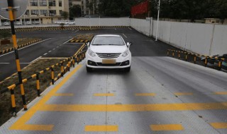 自动档坡道停车和起步技巧 自动档坡道停车和起步技巧视频