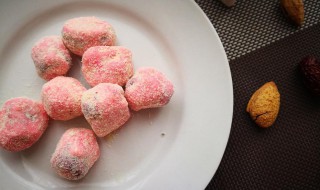 炒菜的锅可以做奶枣吗 奶枣能用家里普通的炒锅做吗