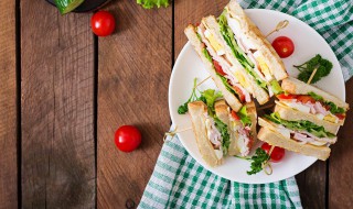 生菜牛肉三明治的做法（生菜牛肉三明治的做法窍门）