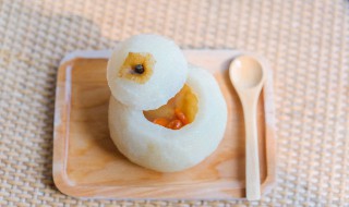 雪梨焖燕窝怎么做 燕窝炖雪梨做法与功效窍门