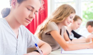 坐组词一年级 坐组词一年级简单的两个字