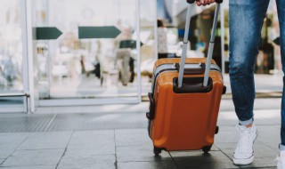 关于旅游的作文英语（关于旅游的作文英语100字）