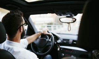 车主没留电话怎么挪车（车主没留电话怎么联系车主）