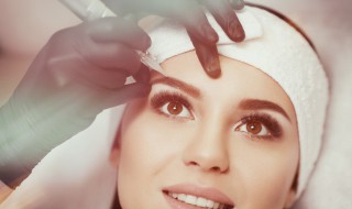 眉毛反色期怎么保养 眉毛图片反色期怎么保养