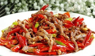 泡椒牛肉丝怎样炒又嫩又好吃（泡椒牛肉丝怎样炒又嫩又好吃视频）