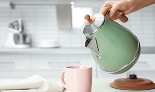 烧水壶里面的水垢怎么去除 烧水壶里面的水垢怎么去除的妙招可乐