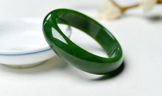 乌鲁木齐有什么特产带回家（乌鲁木齐买特产去哪）