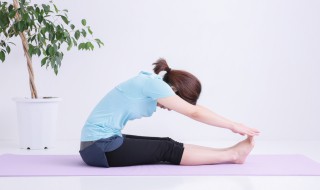 正确的拉筋姿势（正确的拉筋姿势视频）