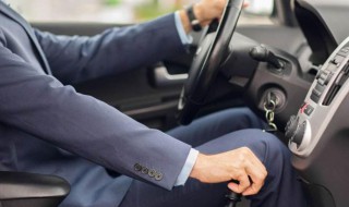 驾车知识怎样正确换挡（汽车换挡的正确方法）