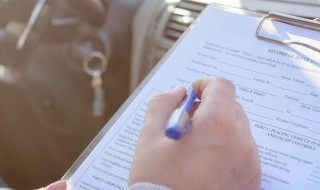 科目二坡道定点停车30公分怎么找 科目二坡道定点停车30公分怎么找图解