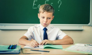 水天一色什么意思 水天一色的意思