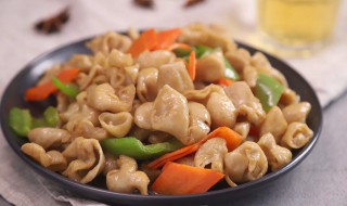 肥肠臊子的做法（肥肠臊子的做法大全）