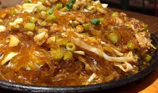 红薯粉条的简单做法大全（红薯粉条的简单做法大全窍门）