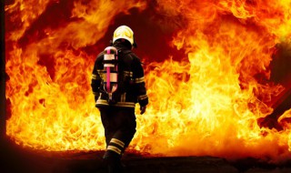 遇到火灾时该怎样正确逃生 遇到火灾时如何正确逃生