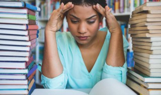 屃怎么读（负屃怎么读）