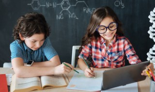 women怎么读（我们怎么读）