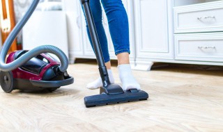 地板的英语怎么读 摸地板的英语怎么读