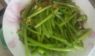 红薯杆的腌制方法（腌红薯杆怎么做好吃）