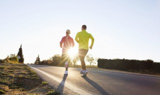 奔跑歌曲歌词(奔跑歌曲歌词打印)