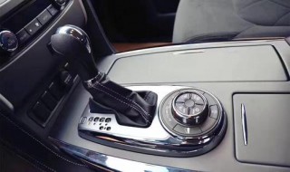 60Hz230如何调汽车音响（车载60hz到15khz均衡器音效功放调整）