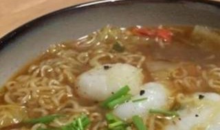 长痘能吃方便面（长痘能吃方便面么）