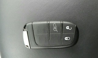 大切诺基钥匙使用说明(吉普大切诺基怎么用钥匙启动)