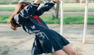 藏青色jk制服可以配黑色裙吗（jk制服冬天下面可以穿黑色）