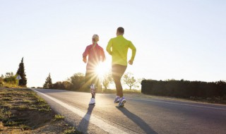 适合晨跑发朋友圈的句子（适合晨跑发朋友圈的句子简短）