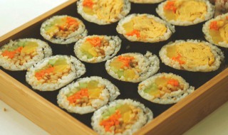 排骨寿司怎么做 寿司排骨的做法