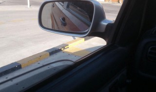 右倒车入库出库技巧 倒车入库出库技巧视频