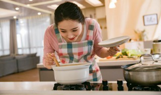 墨鱼炖河蚌怎么做 河蚌墨鱼汤怎么做好吃窍门