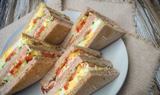 吞拿鱼汁叉烧肉三明治怎么做 三明治怎么用刀叉吃