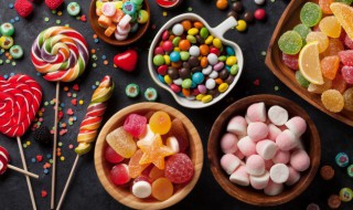 包裹奶糖的透明纸能吃吗 包裹奶糖的透明纸可以吃吗