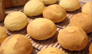 提子奶酥包怎么做 烤提子奶酥包需要用什么面粉