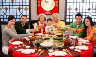 关门吃团圆饭的传说(吃团圆饭的来历和传说)