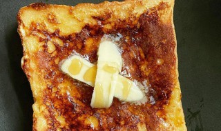 鸡蛋牛奶煎吐司的做法 黄油鸡蛋纯牛奶煎吐司