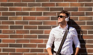 年轮的歌词 年轮歌曲简介