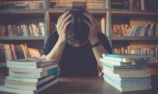 愦怎么读（愦怎么读音）