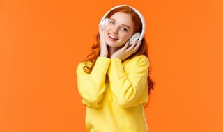 白狐歌词陈瑞旧版（白狐歌词陈瑞旧版歌谱）