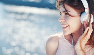 当动力火车歌词（动力火车歌词大全）