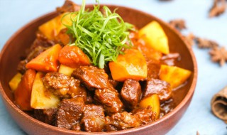 家庭炖牛肉又熟又烂又香的小诀窍 家庭炖牛肉又熟又烂又香的小诀窍视频