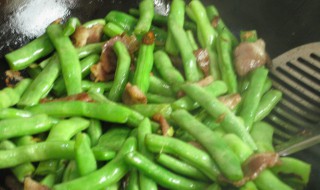 扁豆怎么洗才干净（扁豆怎么洗才干净视频）