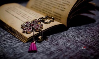 昨夜松边醉倒问松我醉何如的意思 昨夜松边醉倒 问松我醉何如