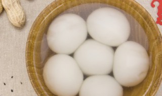 黑芝麻花生汤圆的做法视频 黑芝麻花生汤圆的做法