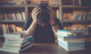 芳心向春尽所得是沾衣的意思 芳心向春尽下一句