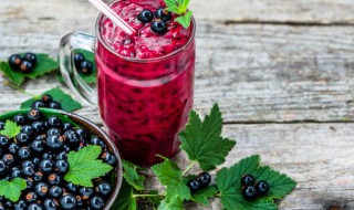 蓝莓酱一般熬制多长时间（蓝莓果酱要熬多久）