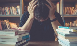 心事重重的意思 心事重重意思造句