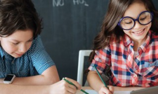 关于迎国庆的手抄报（关于迎国庆的手抄报 简单漂亮）