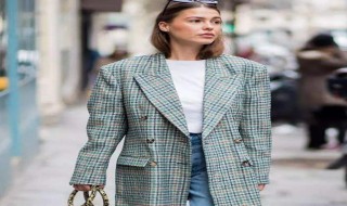 格子西装外套下身搭配 格子西装配什么内搭图片