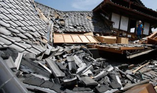 日本发生地震是哪两个板块碰撞而成 日本地震是哪些板块挤压碰撞的结果?